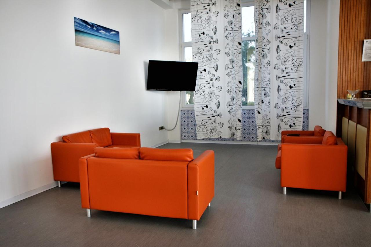 Hotel Internazionale มาร็อตตา ภายนอก รูปภาพ