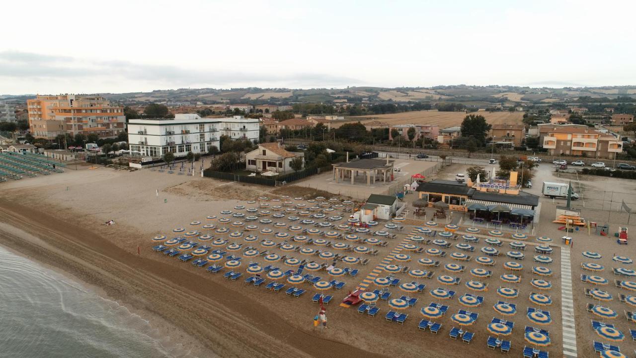 Hotel Internazionale มาร็อตตา ภายนอก รูปภาพ