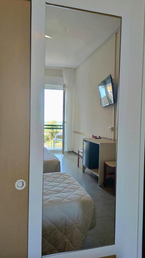 Hotel Internazionale มาร็อตตา ภายนอก รูปภาพ