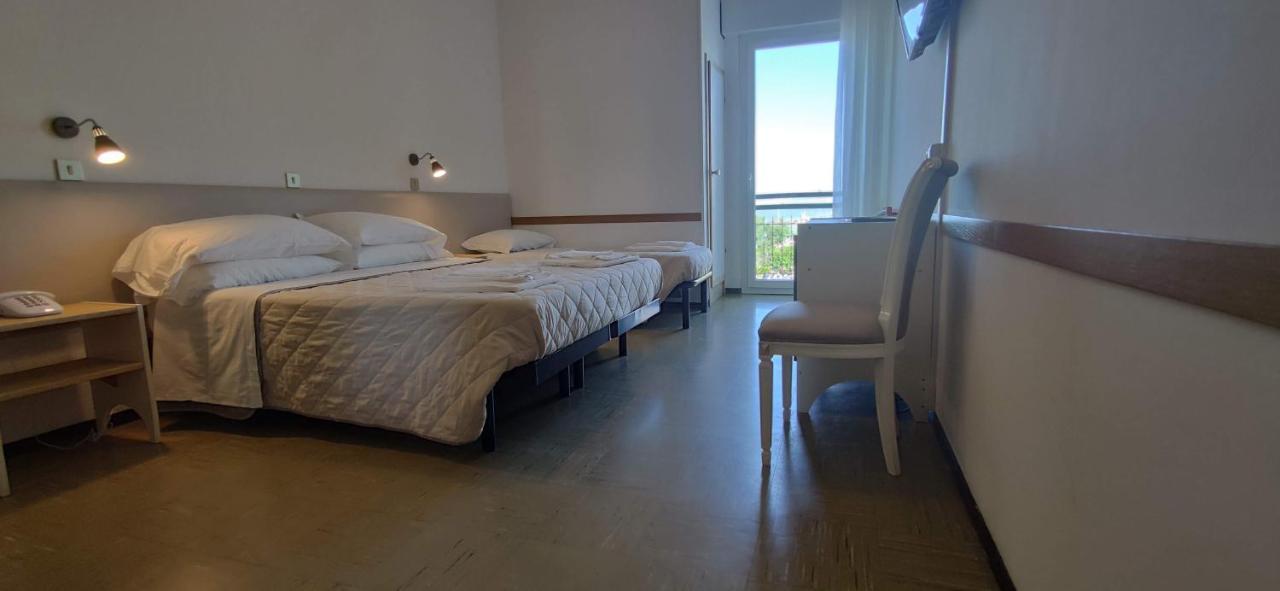 Hotel Internazionale มาร็อตตา ภายนอก รูปภาพ