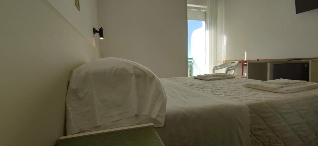 Hotel Internazionale มาร็อตตา ภายนอก รูปภาพ