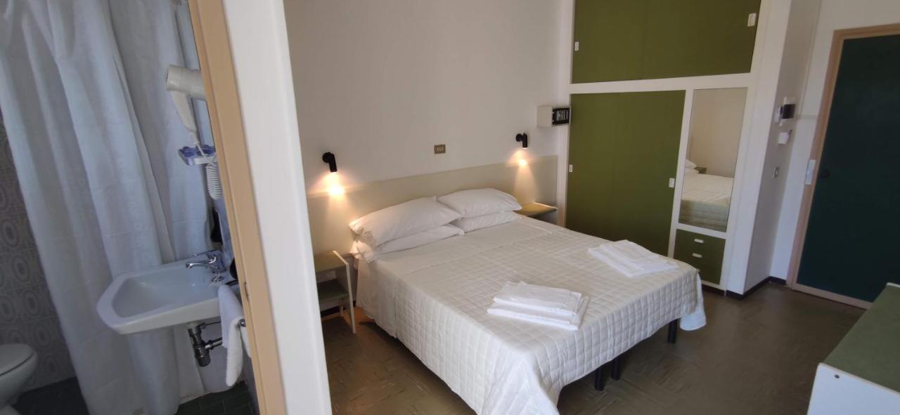 Hotel Internazionale มาร็อตตา ภายนอก รูปภาพ