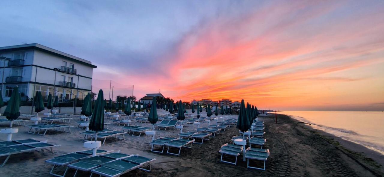 Hotel Internazionale มาร็อตตา ภายนอก รูปภาพ